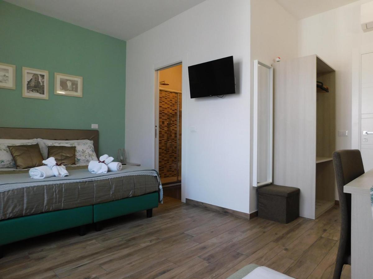 Porta Alla Croce Guest House Florence Buitenkant foto