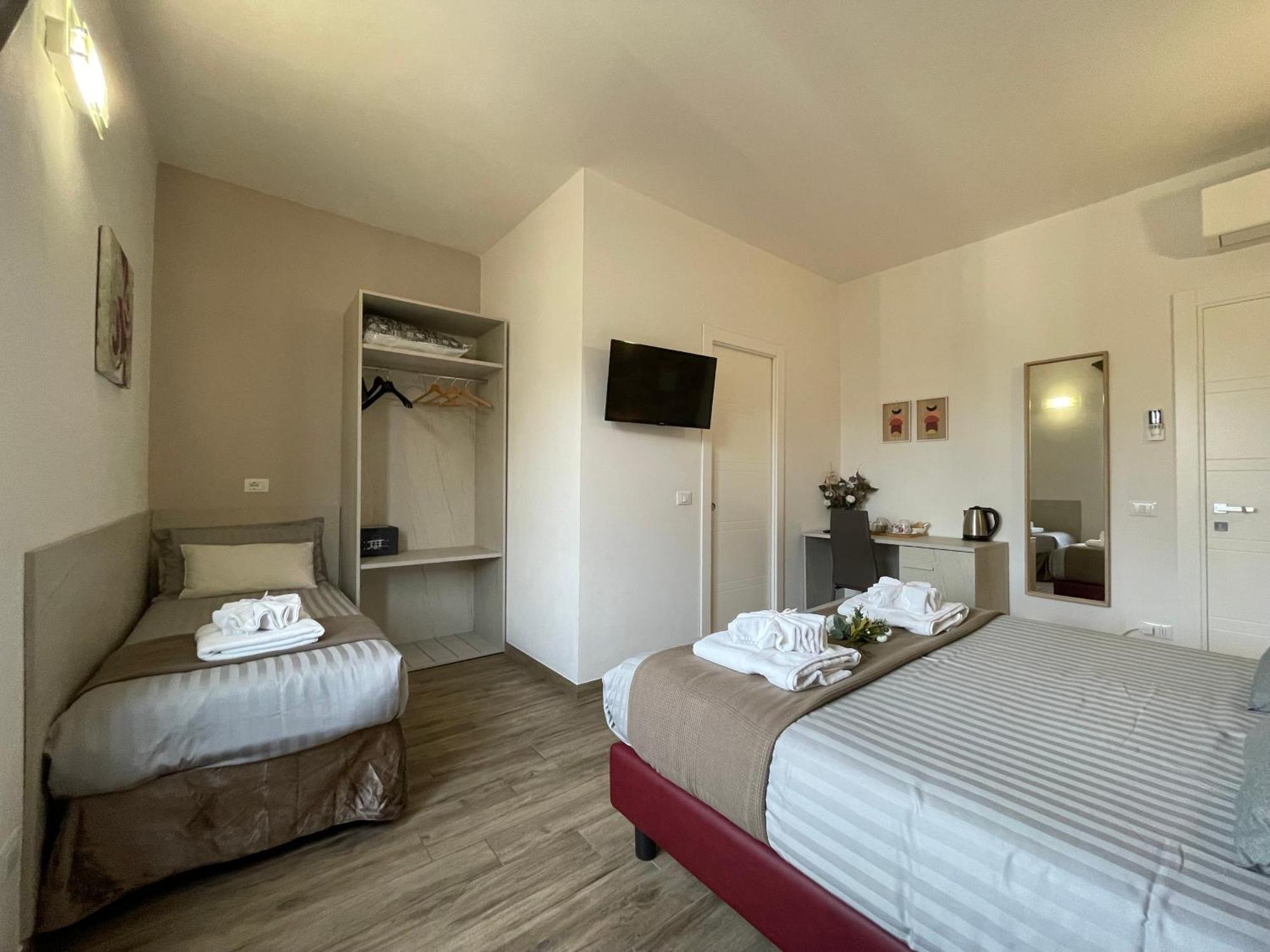 Porta Alla Croce Guest House Florence Buitenkant foto